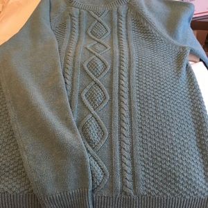 Very nice sweater from Chaps.